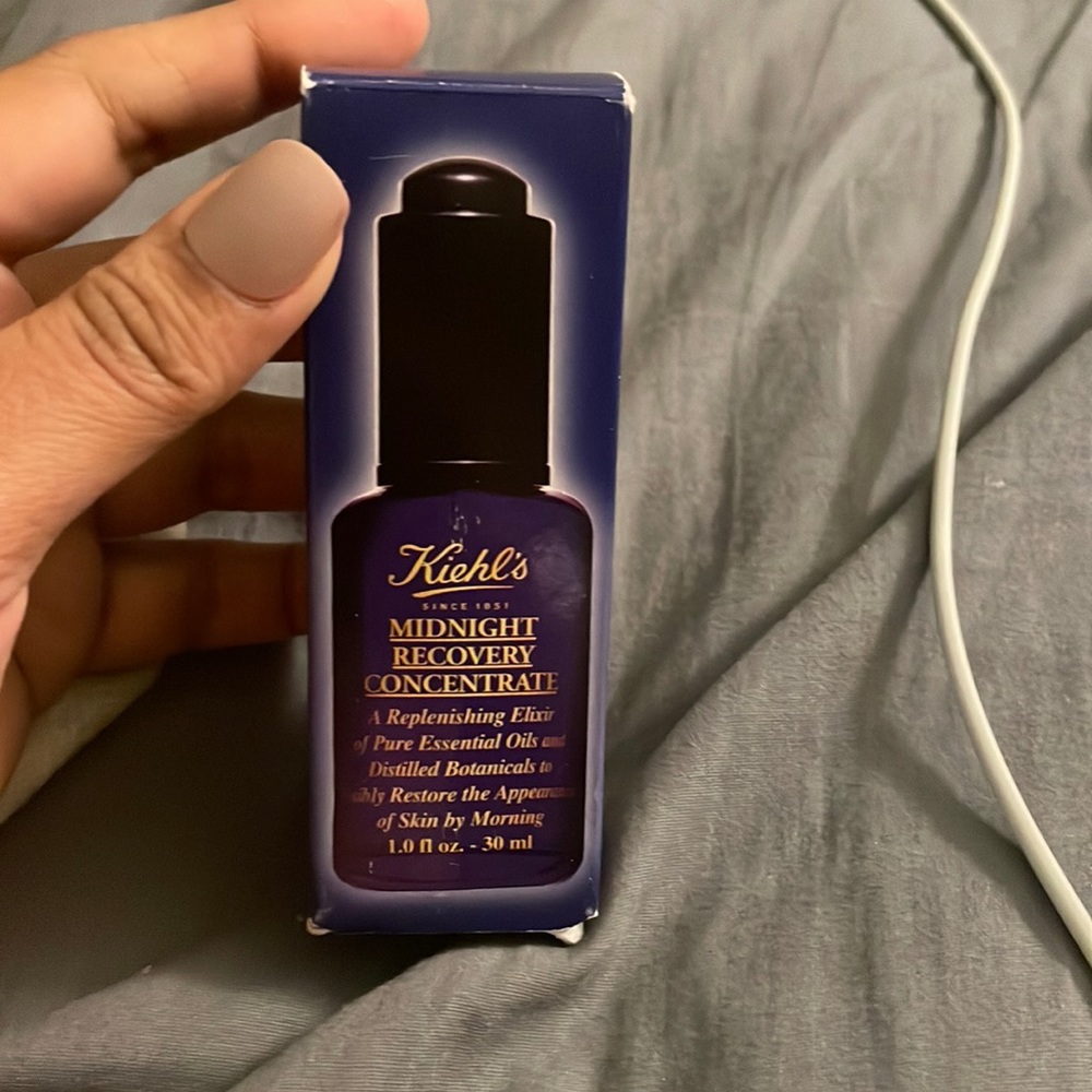 Midnight recovery oil from Kiehls